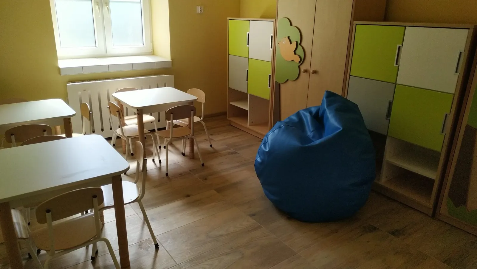 Sala przedszkolna z pufami